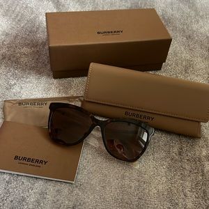 BRAND NEW Burberry Sunglasses
